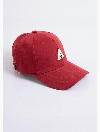 Gorra de sarga lisa con letras bordadas