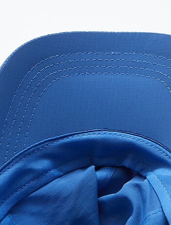 Gorra de tela