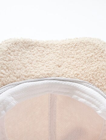 Gorra efecto borreguito lisa