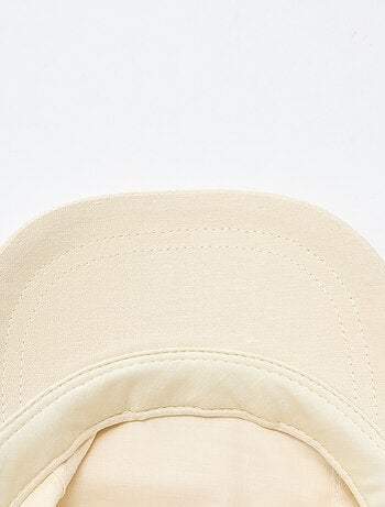 Gorra en mezcla de lino