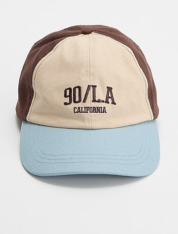 Gorra estilo béisbol
