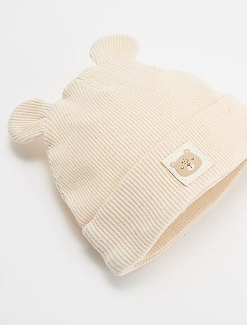 Gorro acanalado con orejas