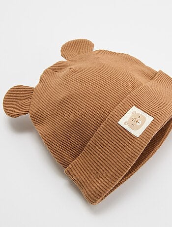 Gorro acanalado con orejas