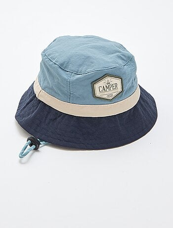 Gorro bicolor tipo camper
