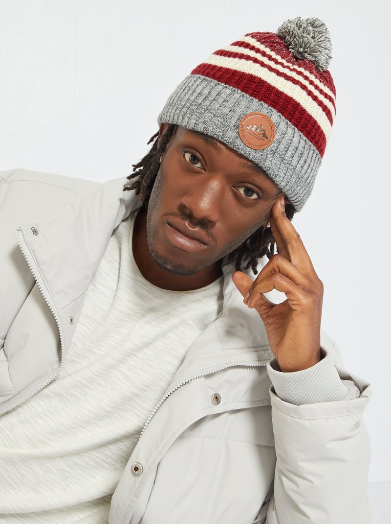 Gorro con borla estilo 'color-block' ROJO - Kiabi