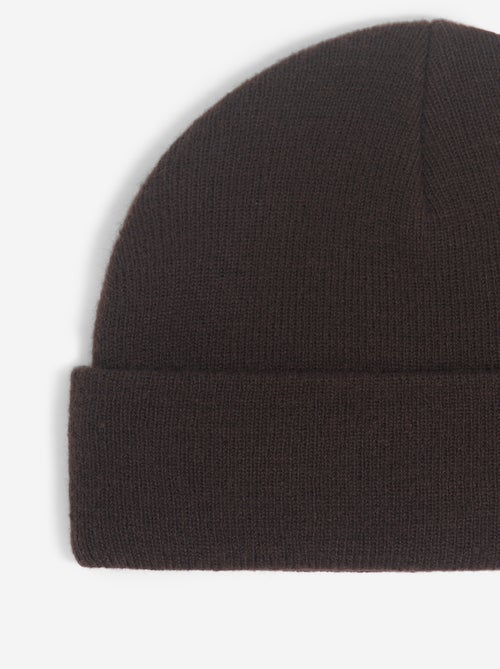 Gorro con etiqueta delante - Kiabi