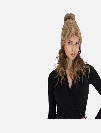 Gorro con forro polar y pompón Kebello