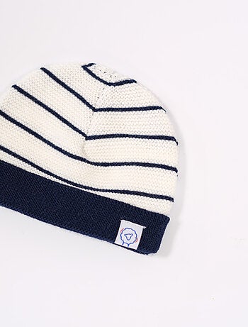 Gorro de bebé con vuelta