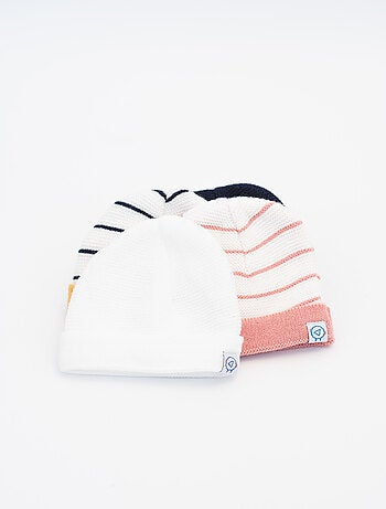 Gorro de bebé con vuelta