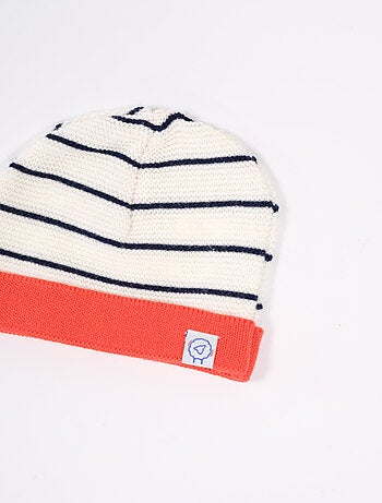 Gorro de bebé con vuelta