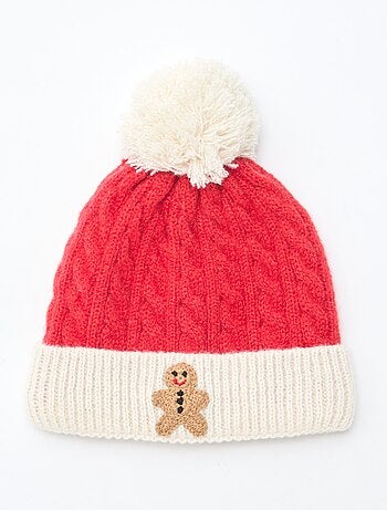 Gorro de canalé y trenzado con pompón