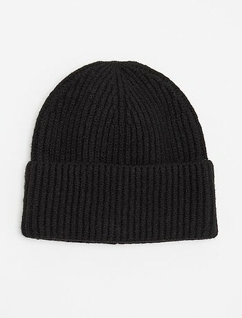 Gorro de punto acanalado