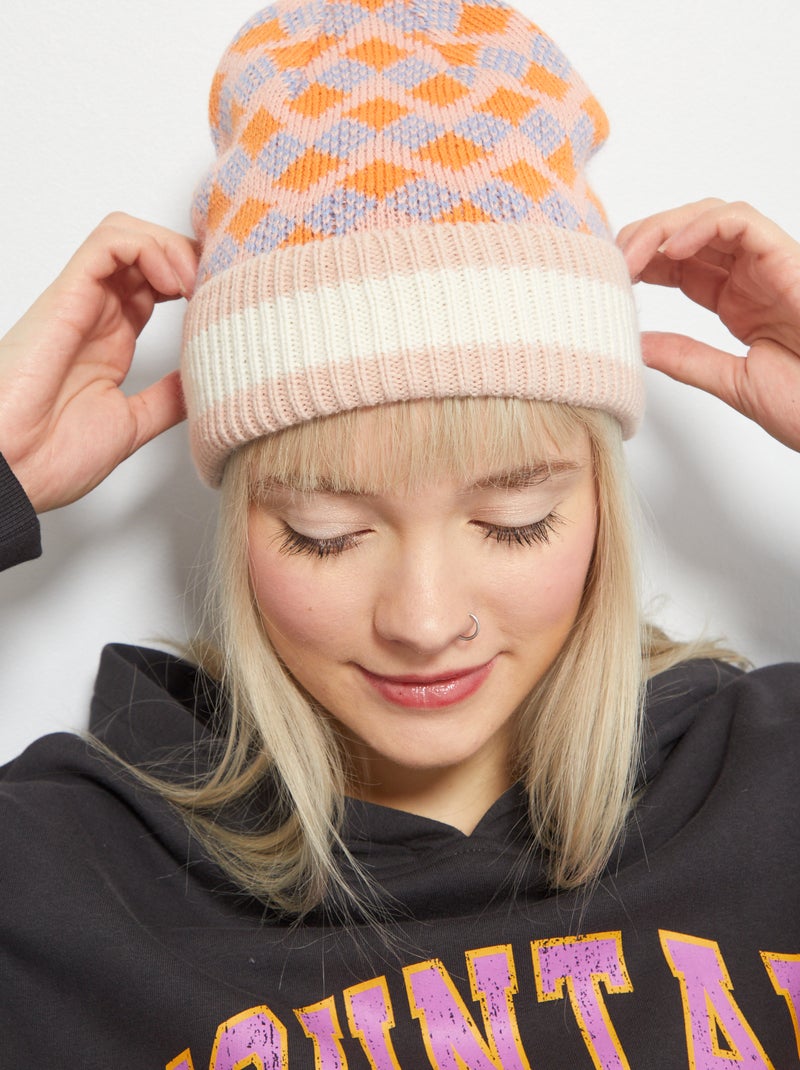 Gorro de punto con fantasía ROSA - Kiabi