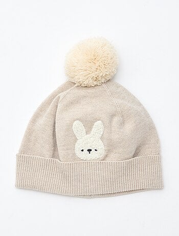 Gorro de punto con pompón