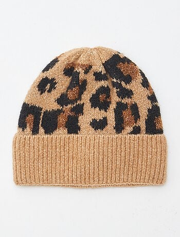 Gorro de punto de canalé con vuelta