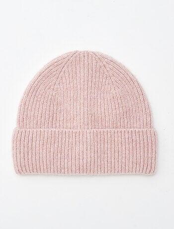 Gorro de punto de canalé con vuelta