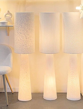 Gran lámpara de papel maché