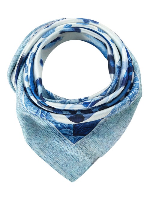 Gran Pañuelo de seda Blue Panther Zoé - Kiabi Gran Pañuelo de seda Blue Panther Zoé - Kiabi