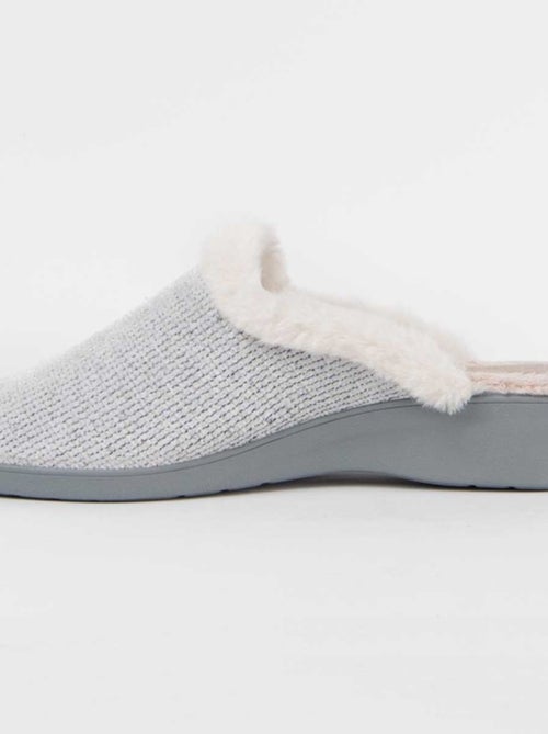 Home Shoes Confortables Terciopelo Montevita - Kiabi