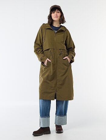 Impermeable con capucha