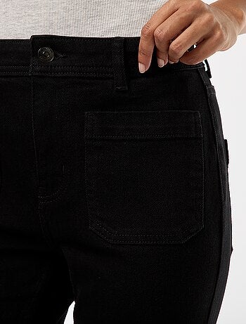 Jean de talle alta corte flare/bootcut