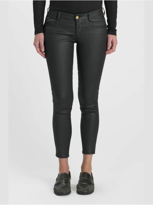 Jeans push-up slim pulp, 7/8 - Kiabi Jeans push-up slim pulp, 7/8 - Kiabi