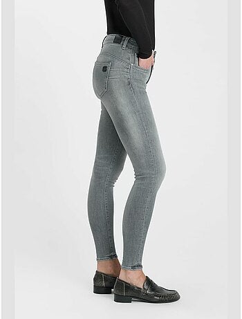 Jeans push-up slim tiro alto pulp, 7/8