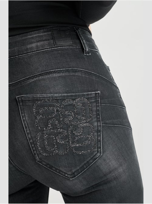 Jeans push-up slim tiro alto PULP, 7/8 - Kiabi Jeans push-up slim tiro alto PULP, 7/8 - Kiabi