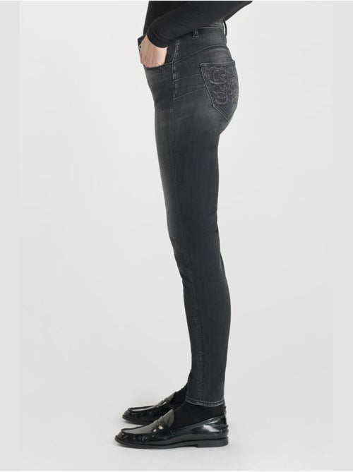 Jeans push-up slim tiro alto PULP, 7/8 - Kiabi Jeans push-up slim tiro alto PULP, 7/8 - Kiabi