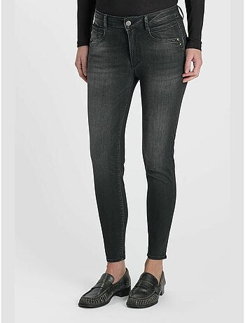 Jeans push-up slim tiro alto pulp, 7/8