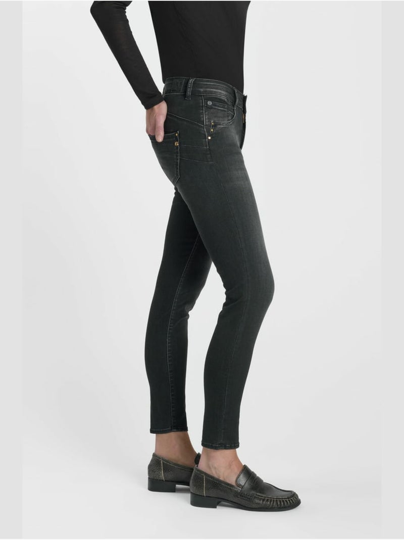 Jeans push-up slim tiro alto pulp, 7/8 Negro - Kiabi