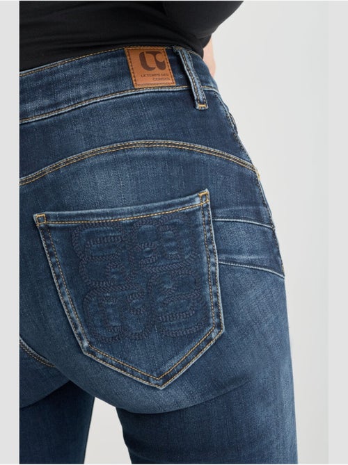 Jeans push-up slim tiro alto PULP, largo 34 - Kiabi Jeans push-up slim tiro alto PULP, largo 34 - Kiabi