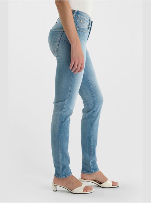 Jeans push-up slim tiro alto PULP, largo 34 - Kiabi Jeans push-up slim tiro alto PULP, largo 34 - Kiabi