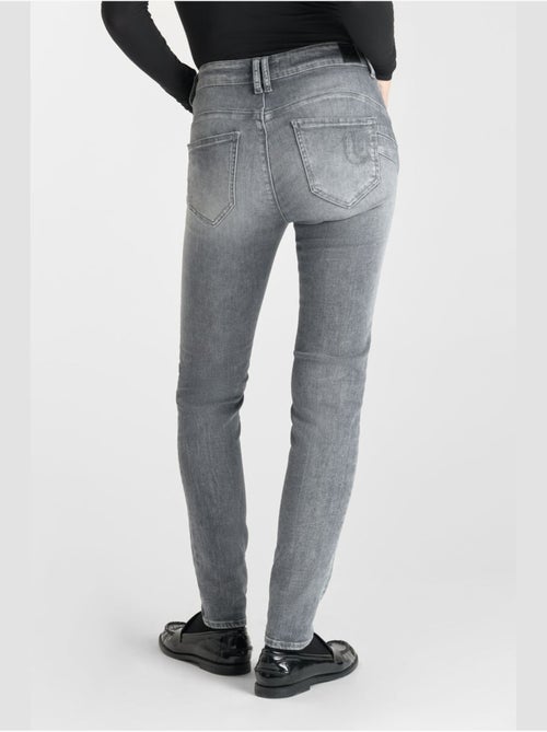 Jeans push-up slim tiro alto PULP, largo 34 - Kiabi Jeans push-up slim tiro alto PULP, largo 34 - Kiabi