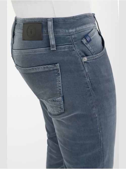 Jeans slim BLUE JOGG 700/11, largo 34 - Kiabi Jeans slim BLUE JOGG 700/11, largo 34 - Kiabi