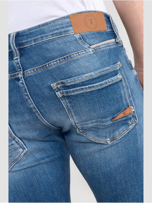 Jeans slim elástica 700/11, largo 34 - Kiabi Jeans slim elástica 700/11, largo 34 - Kiabi