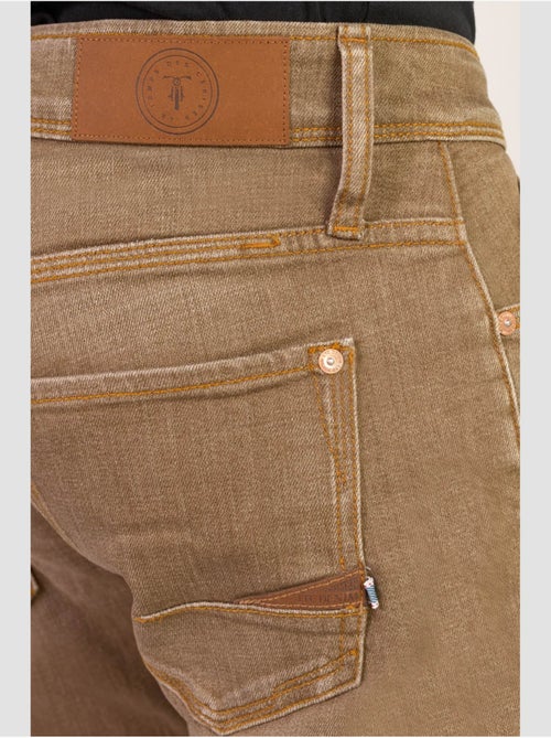 Jeans slim elástica 700/11, largo 34 - Kiabi Jeans slim elástica 700/11, largo 34 - Kiabi