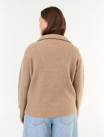 Jersey acanalado con cremallera y cuello alto