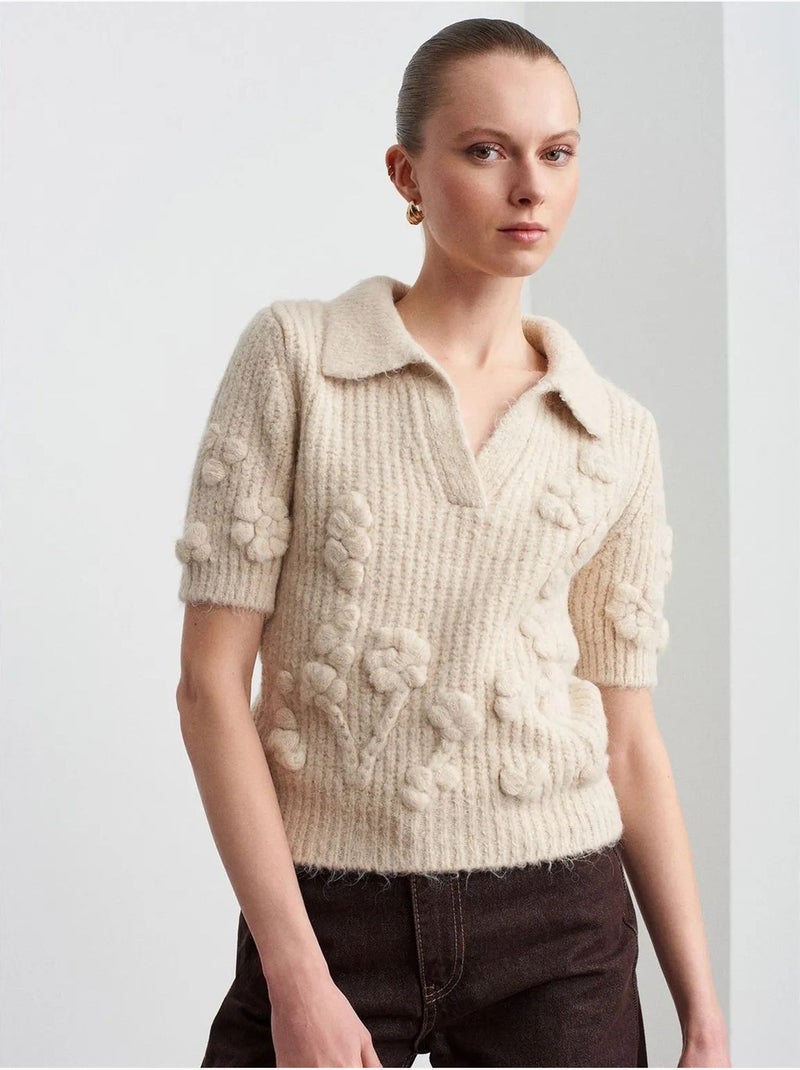 Jersey acanalado texturizado con cuello polo Crema - Kiabi