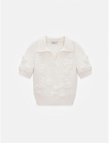 Jersey acanalado texturizado con cuello polo