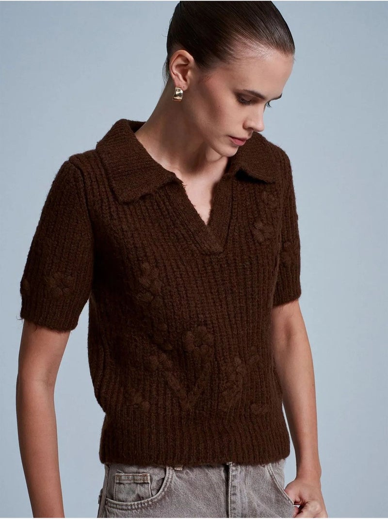 Jersey acanalado texturizado con cuello polo Marrón - Kiabi