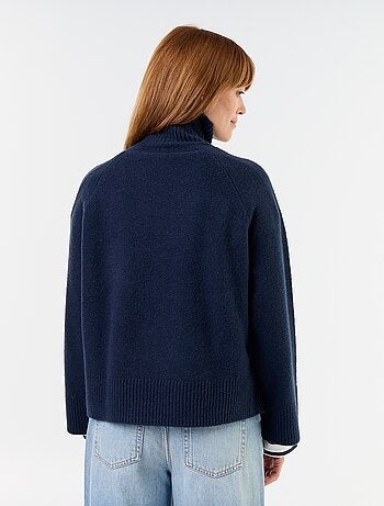 Jersey cálido de cuello alto