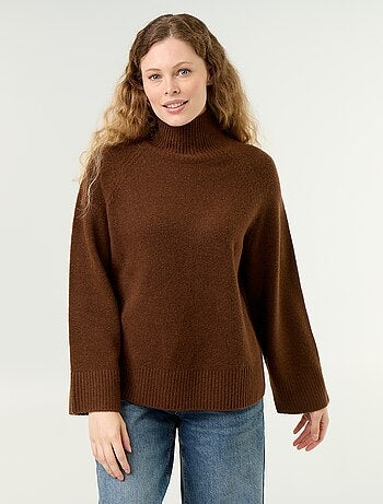 Jersey cálido de cuello alto