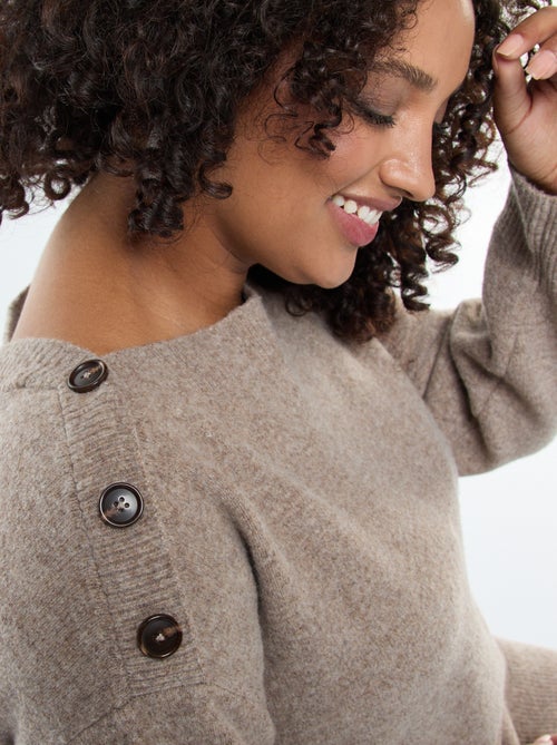 Jersey con botones decorativos en el hombro - Kiabi