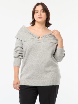 Jersey con cuello bardot y detalle en el pecho
