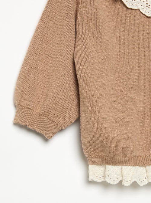 Jersey con cuello de fantasía y bordado inglés - Kiabi