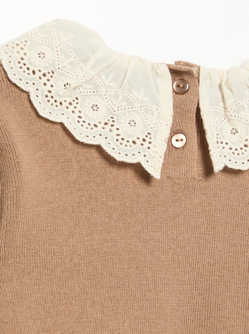 Jersey con cuello de fantasía y bordado inglés - Kiabi