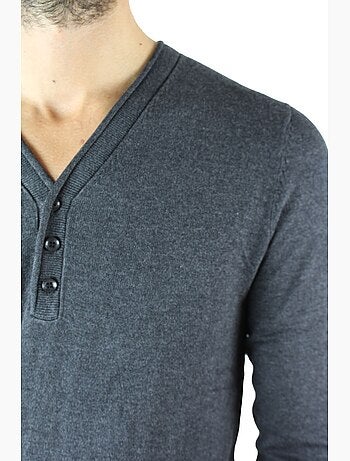 Jersey con cuello de pico y botones Kebello