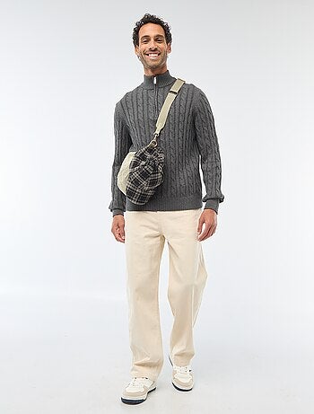 Jersey cuello cremallera y diseño trenzado de algodón