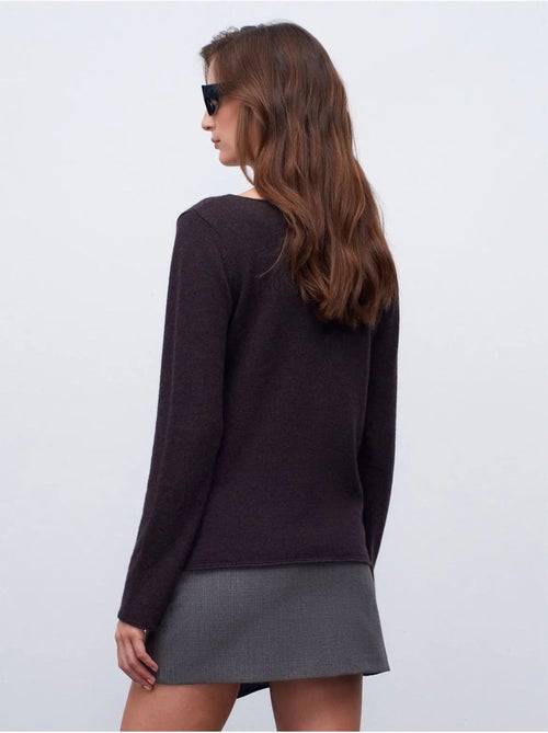 Jersey de cashmere acanalado con cuello barco dilvin - Kiabi Jersey de cashmere acanalado con cuello barco dilvin - Kiabi